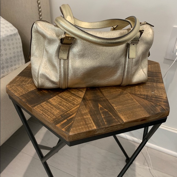 Gucci metallic shoulder bag - Picture 2 of 6